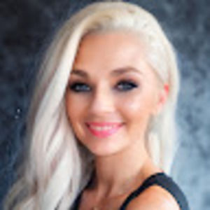 Meet your Posher, Krystle